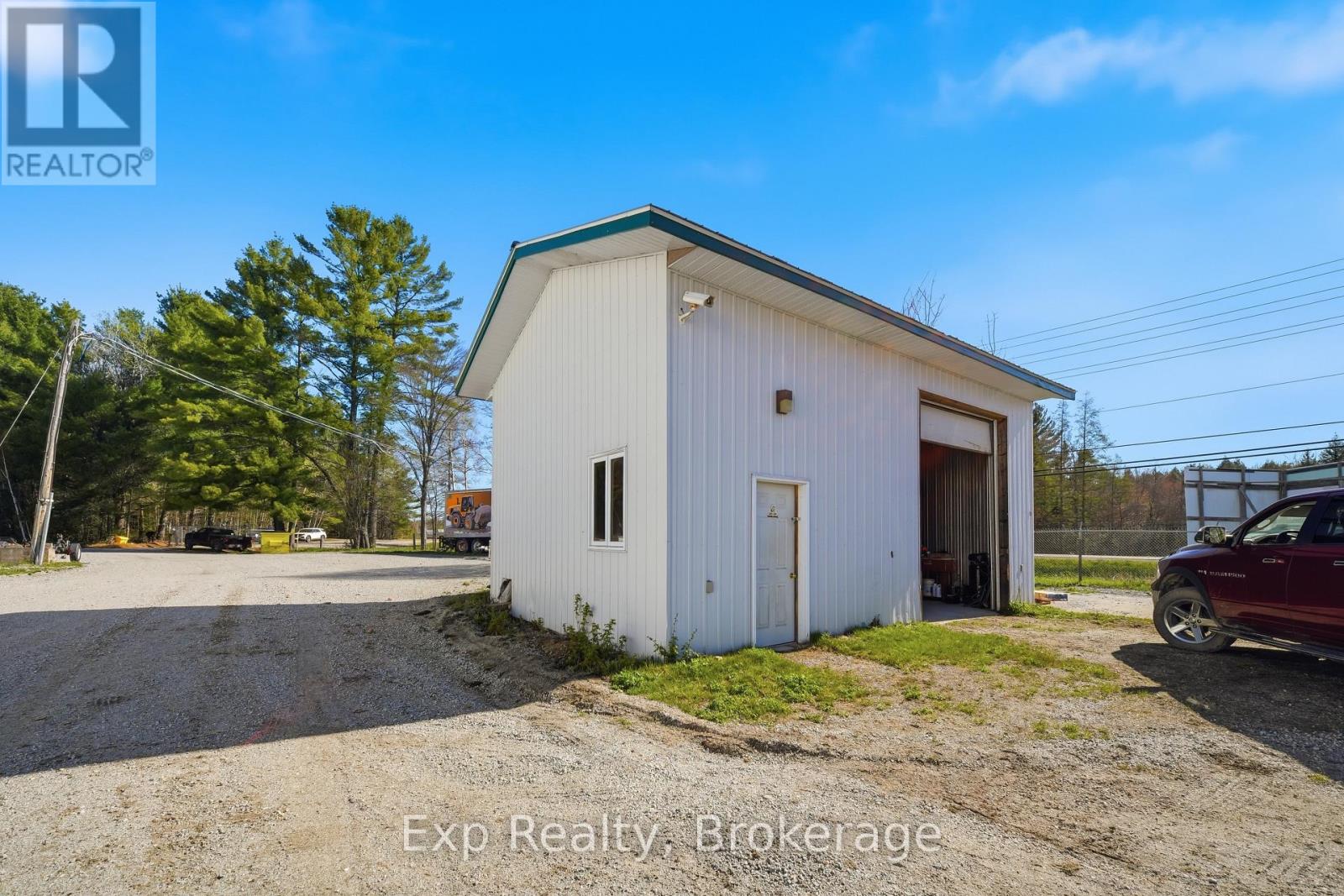 12706 Highway 41 Highway Property Photo 28