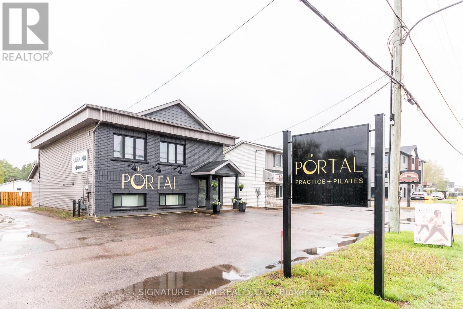 3227 Petawawa Boulevard Property Photo 2