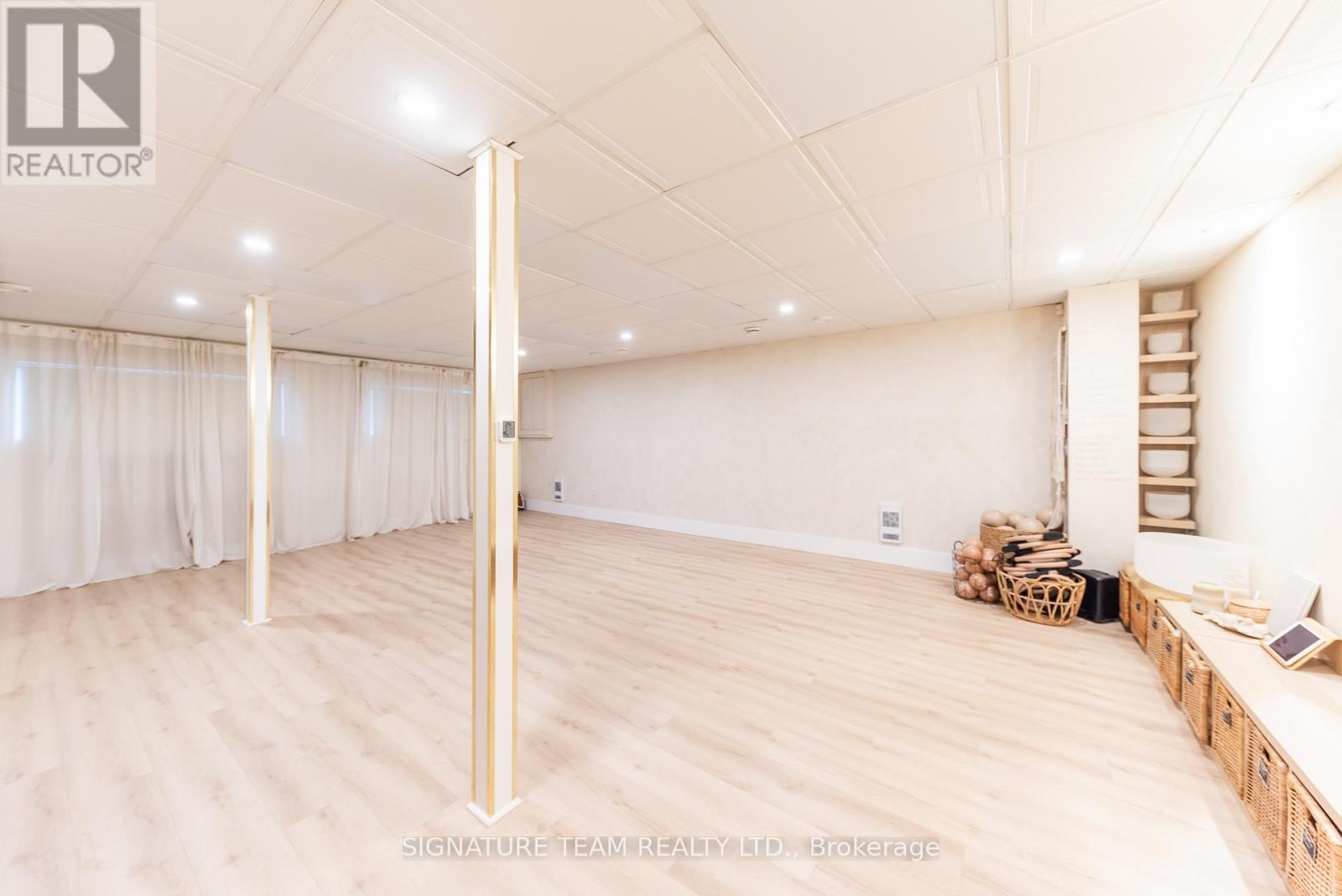 3227 Petawawa Boulevard Property Photo 10