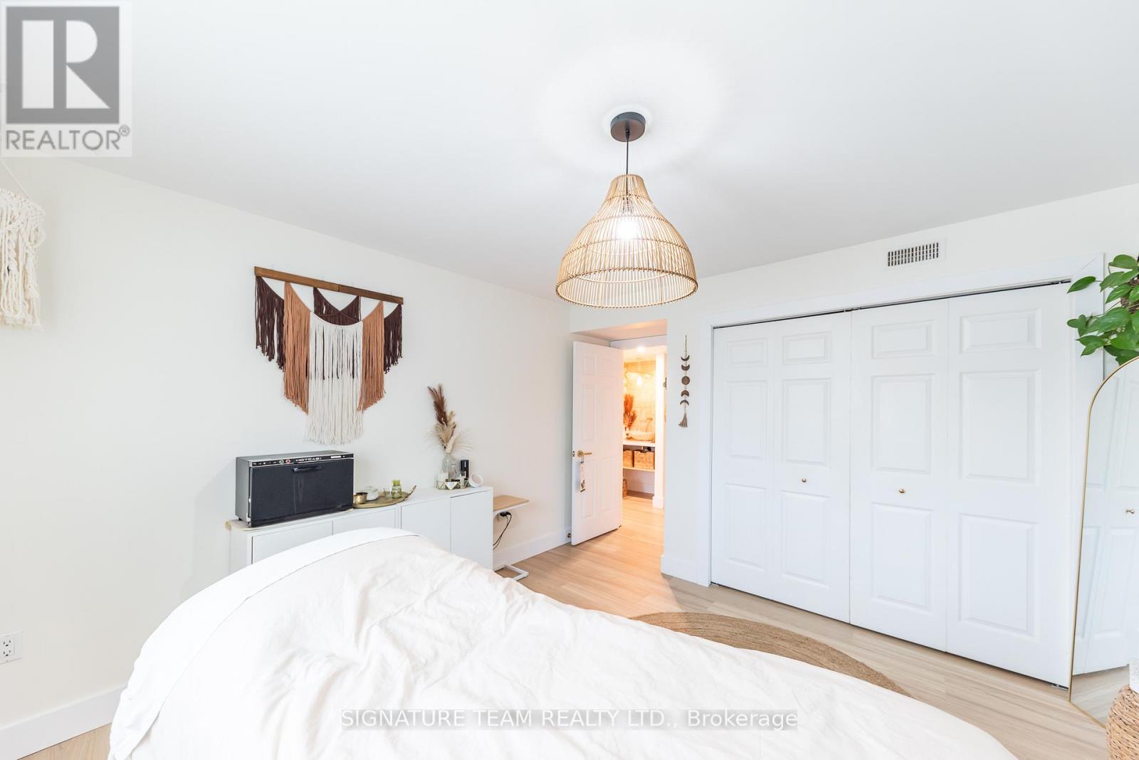 3227 Petawawa Boulevard Property Photo 34