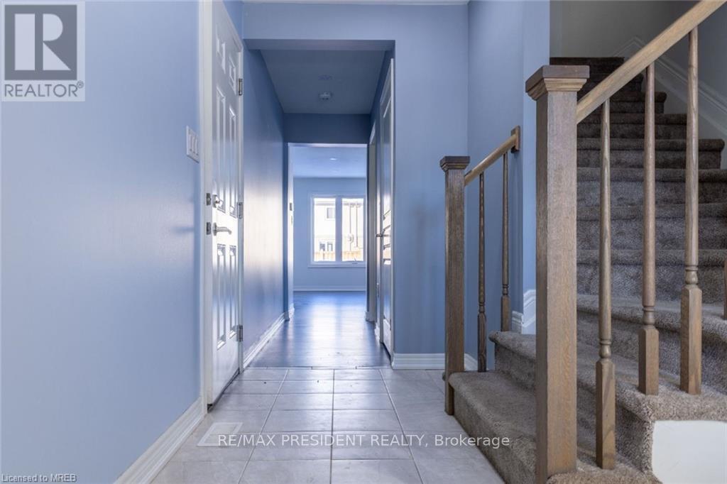 80 Monarch Street Property Photo 3
