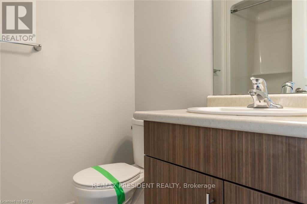 80 Monarch Street Property Photo 14