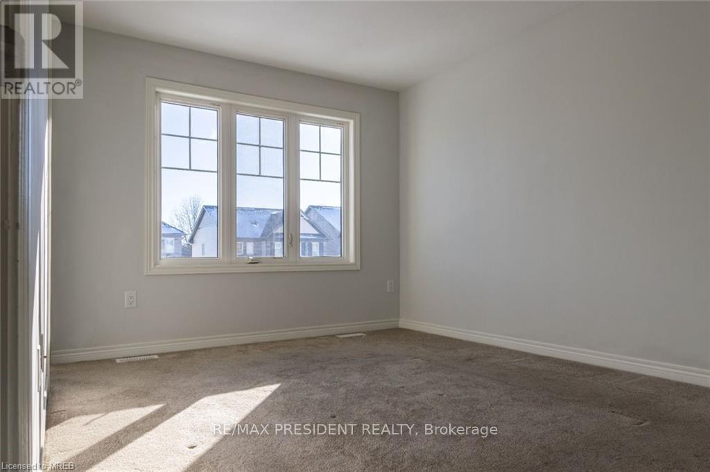 80 Monarch Street Property Photo 15