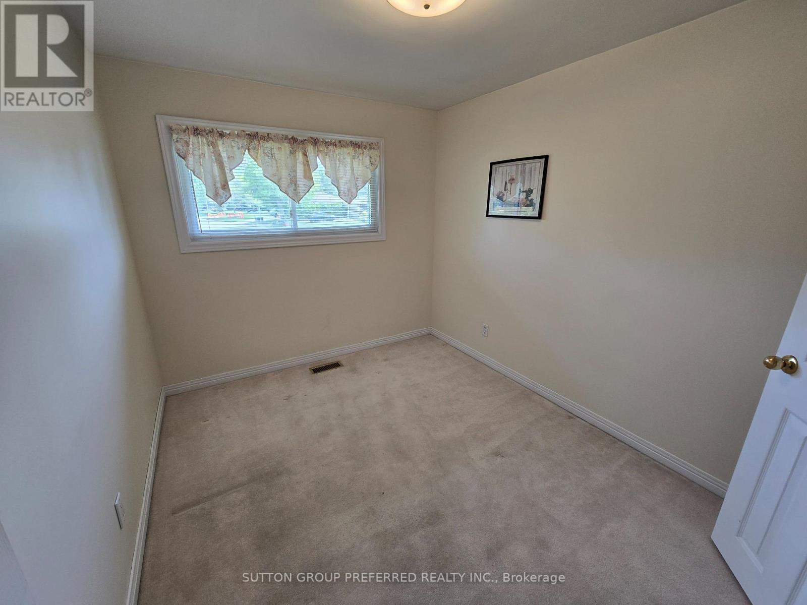 17 Agincourt Place Property Photo 23