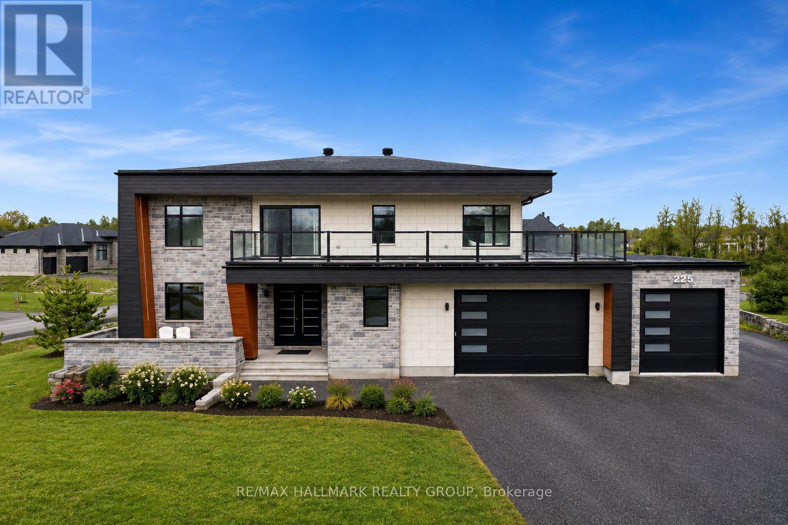 225 Summerview Terrace Property Photo 3