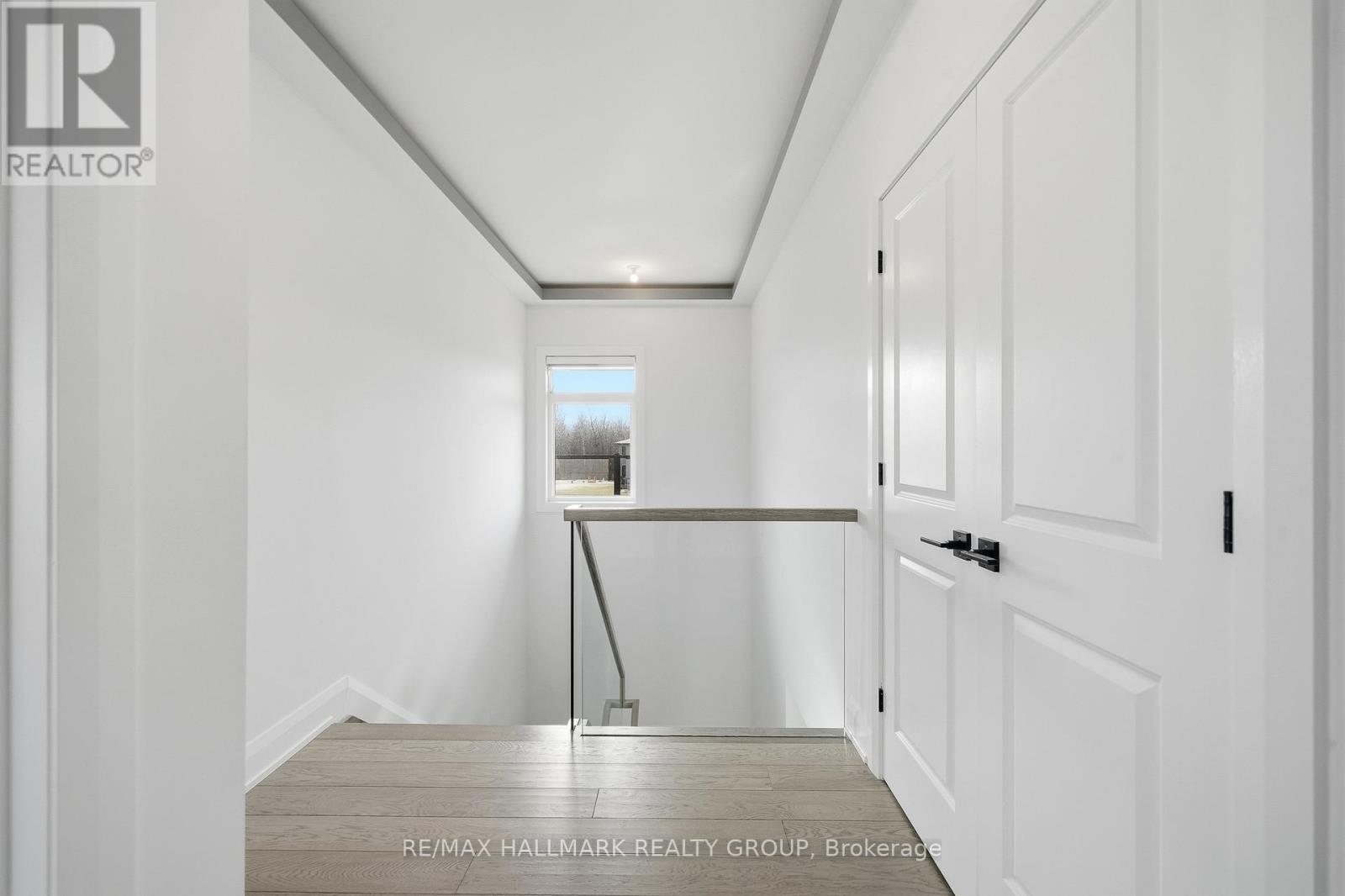 225 Summerview Terrace Property Photo 20