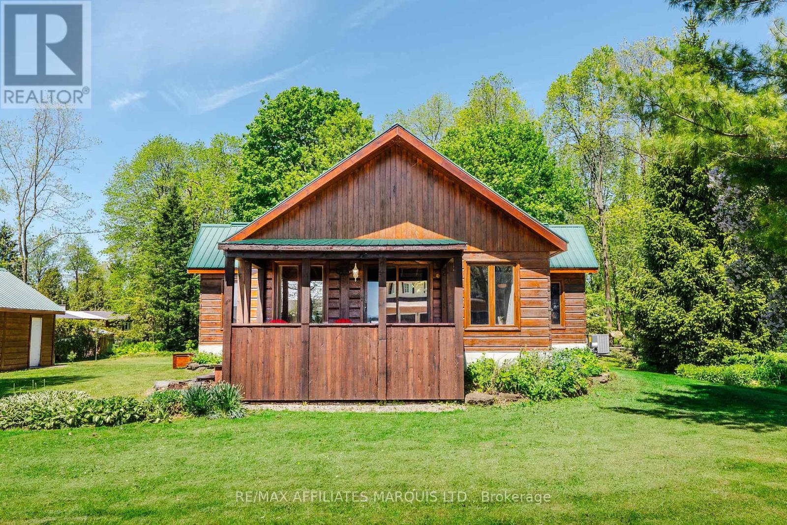 6571 Tree Haven Road Property Photo 3