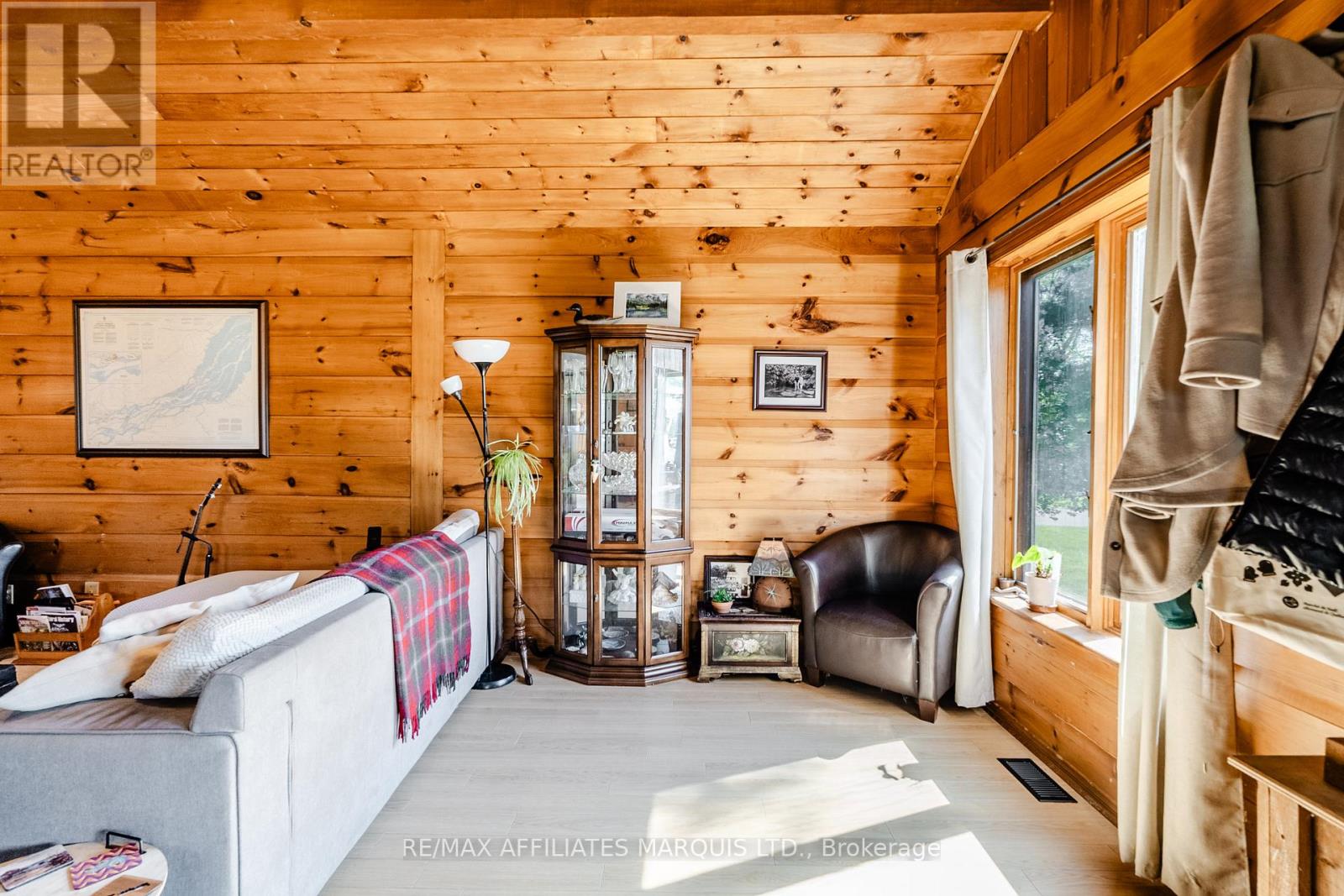6571 Tree Haven Road Property Photo 6
