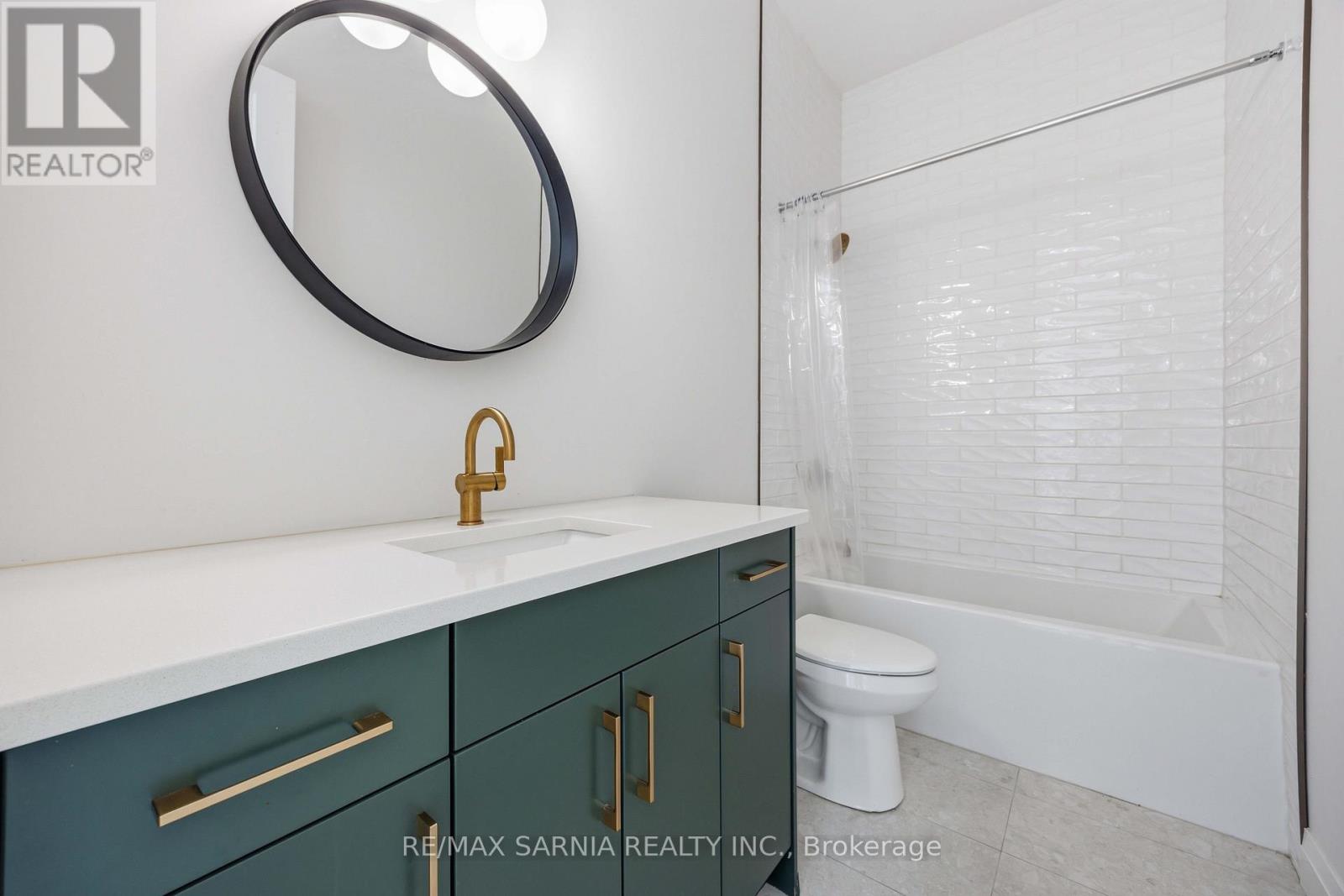 601 Sweetbay Crescent Property Photo 11