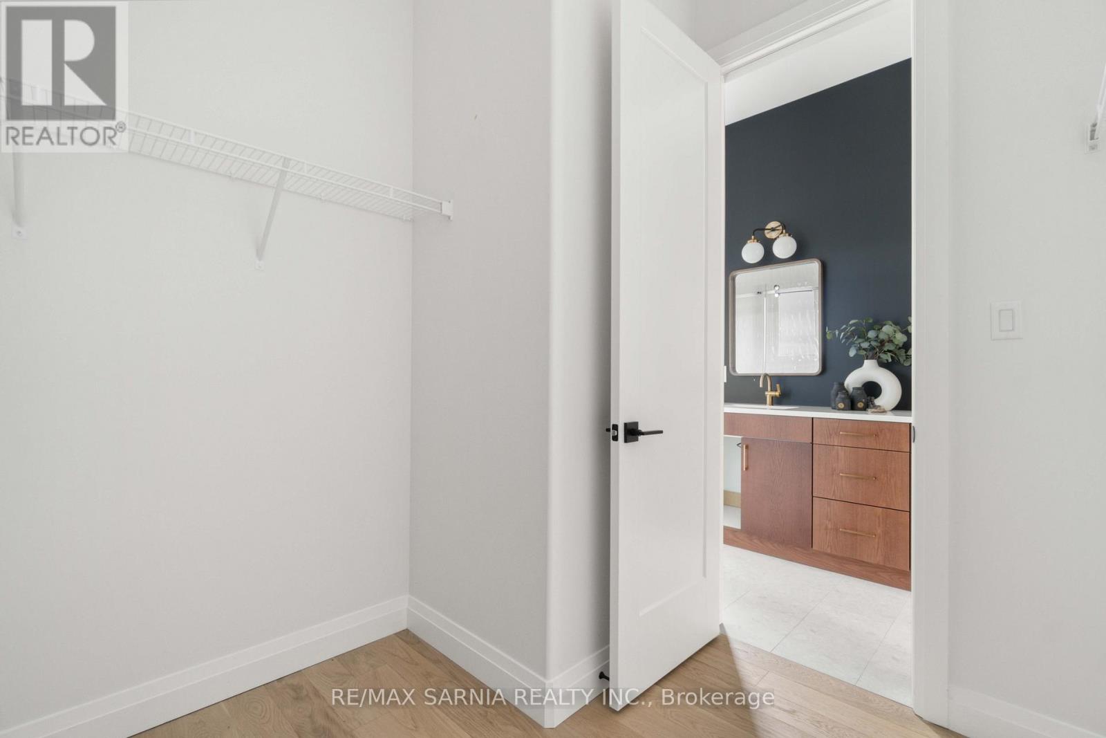 601 Sweetbay Crescent Property Photo 15