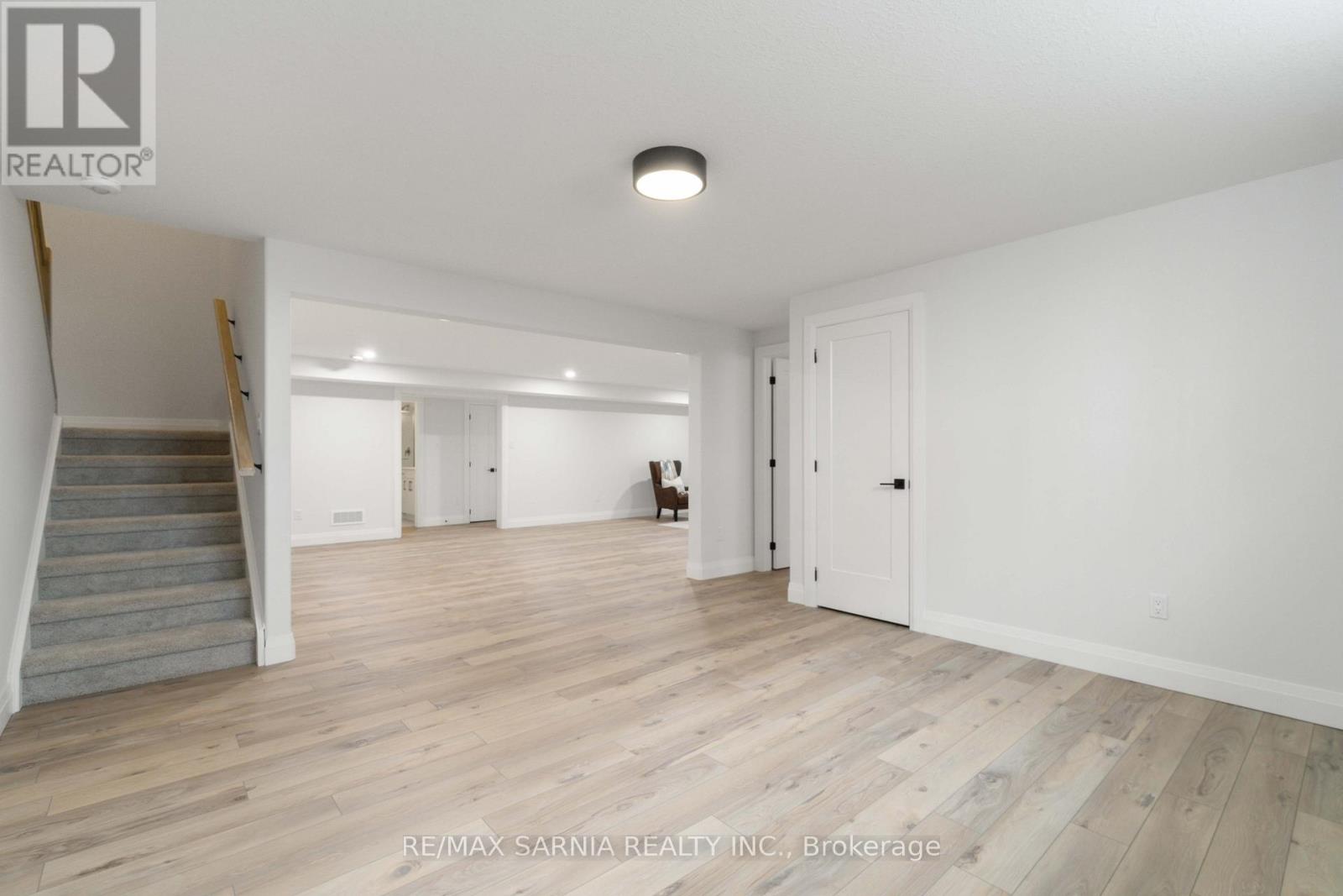 601 Sweetbay Crescent Property Photo 18