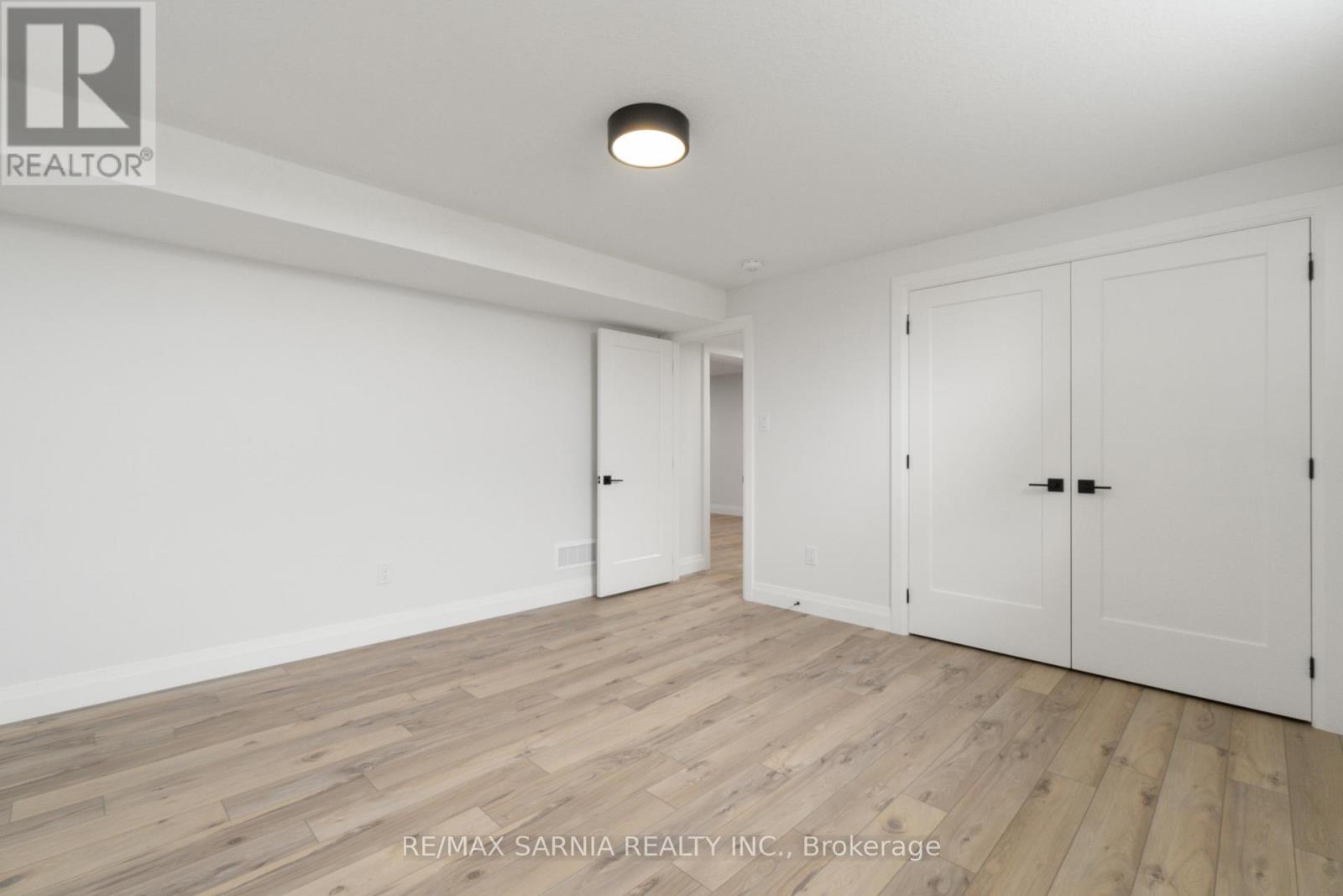 601 Sweetbay Crescent Property Photo 28