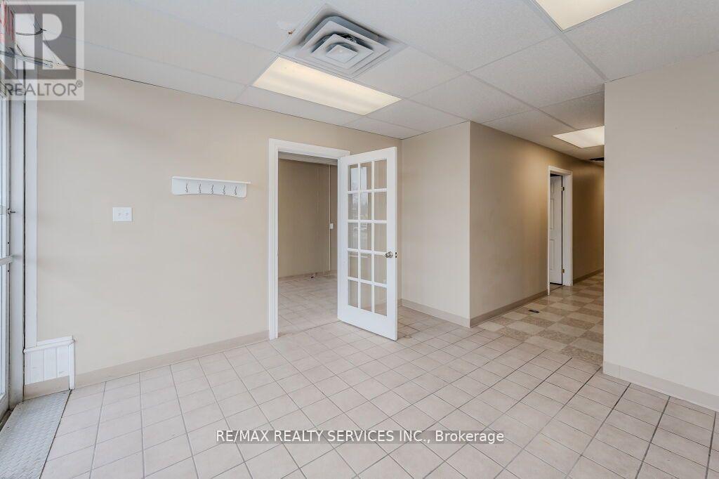 2 - 3590 Lobsinger Line Property Photo 10
