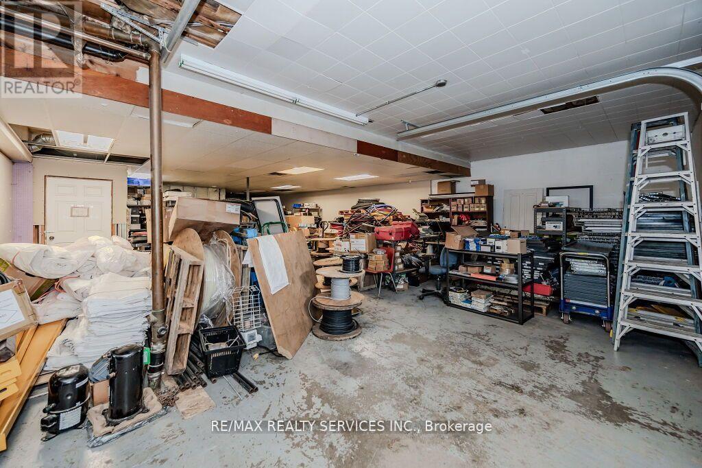 2 - 3590 Lobsinger Line Property Photo 18