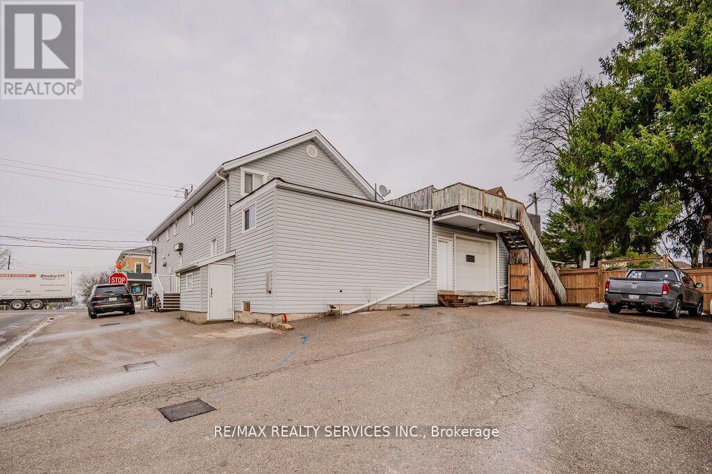 2 - 3590 Lobsinger Line Property Photo 30
