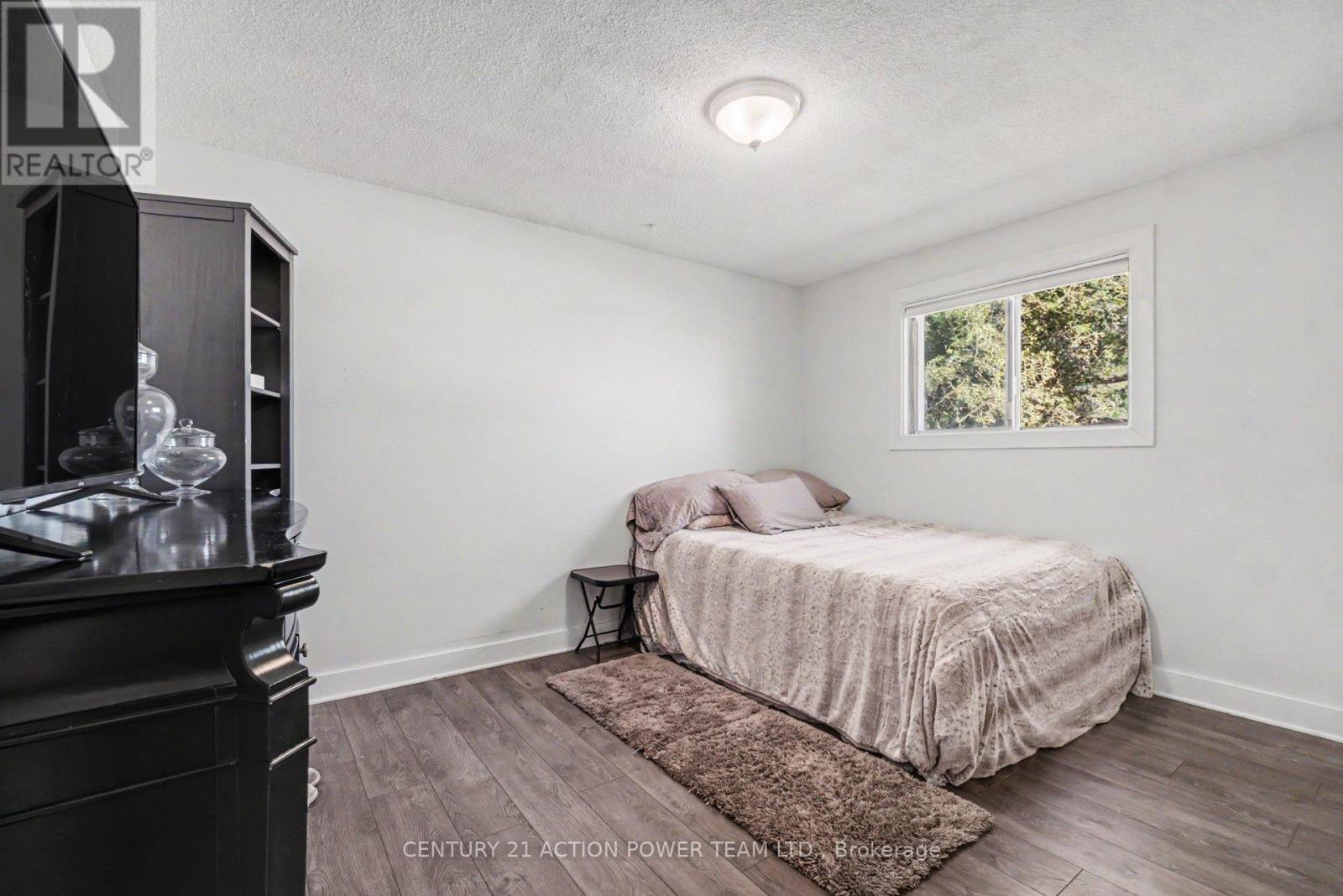 2147 Mer Bleue Road Property Photo 14