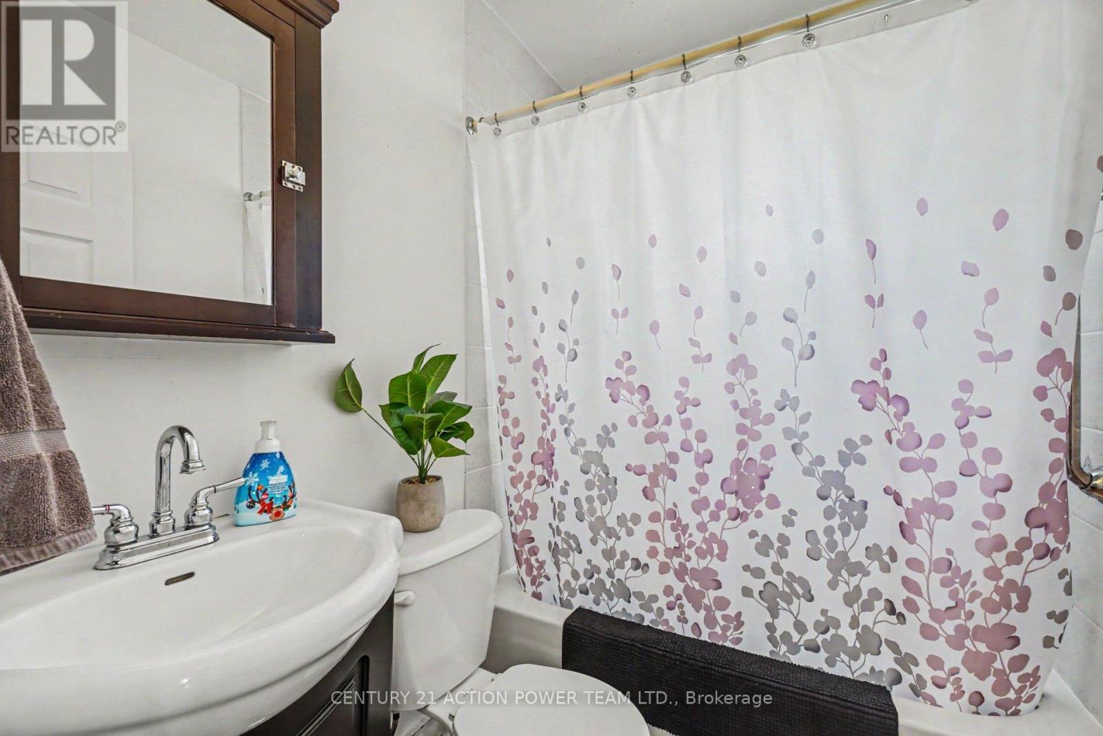 2147 Mer Bleue Road Property Photo 17