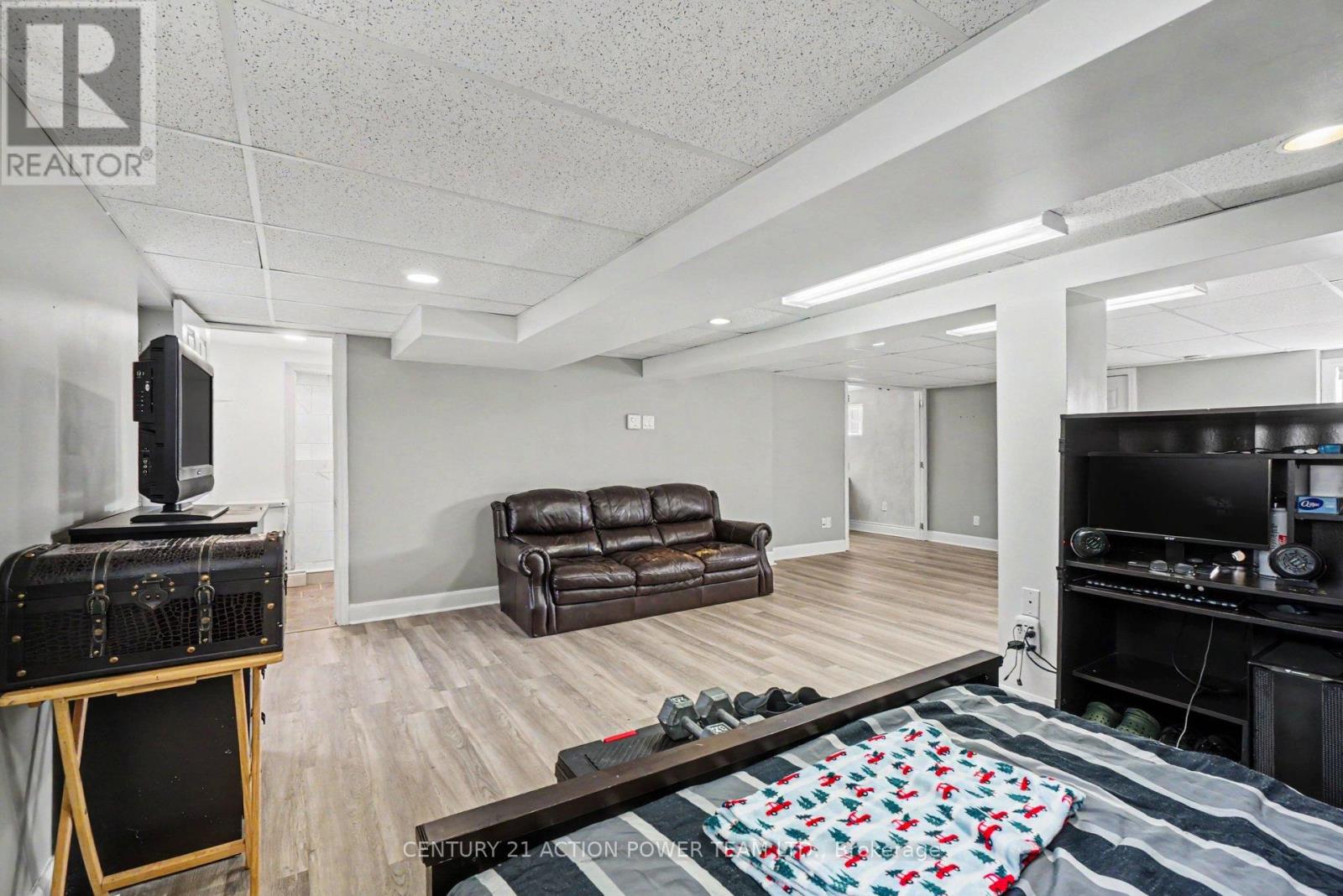 2147 Mer Bleue Road Property Photo 20