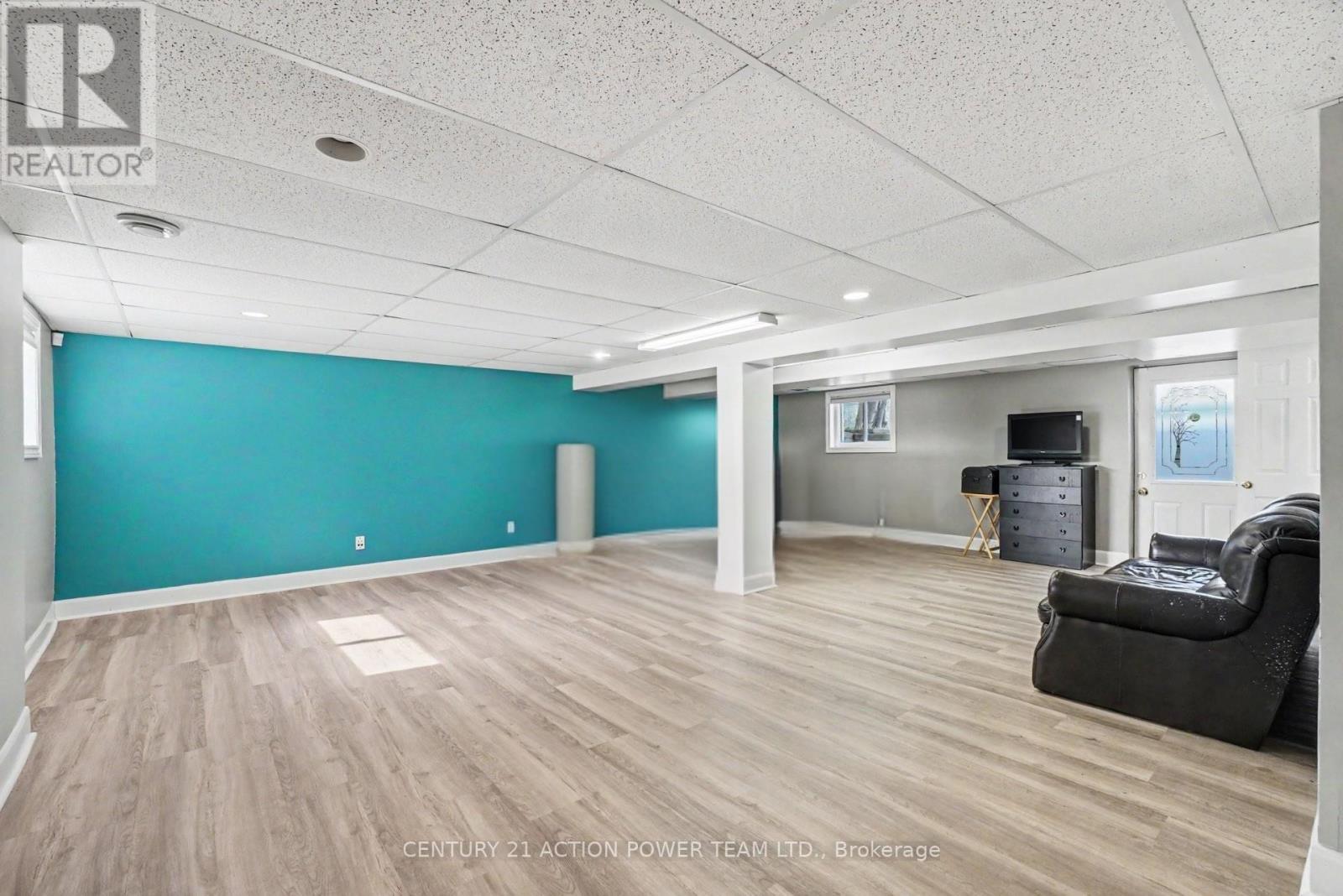 2147 Mer Bleue Road Property Photo 21