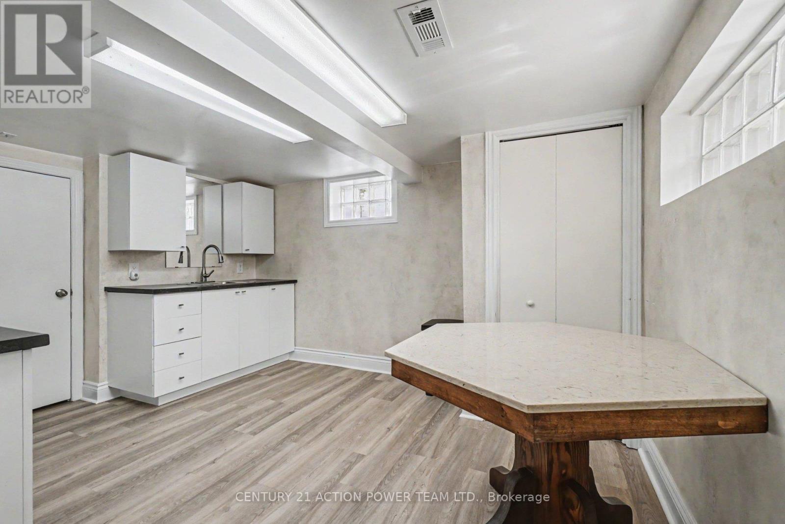 2147 Mer Bleue Road Property Photo 24