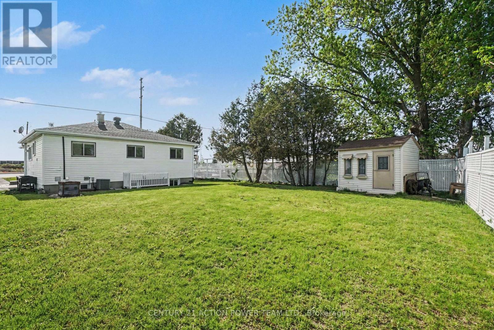 2147 Mer Bleue Road Property Photo 30