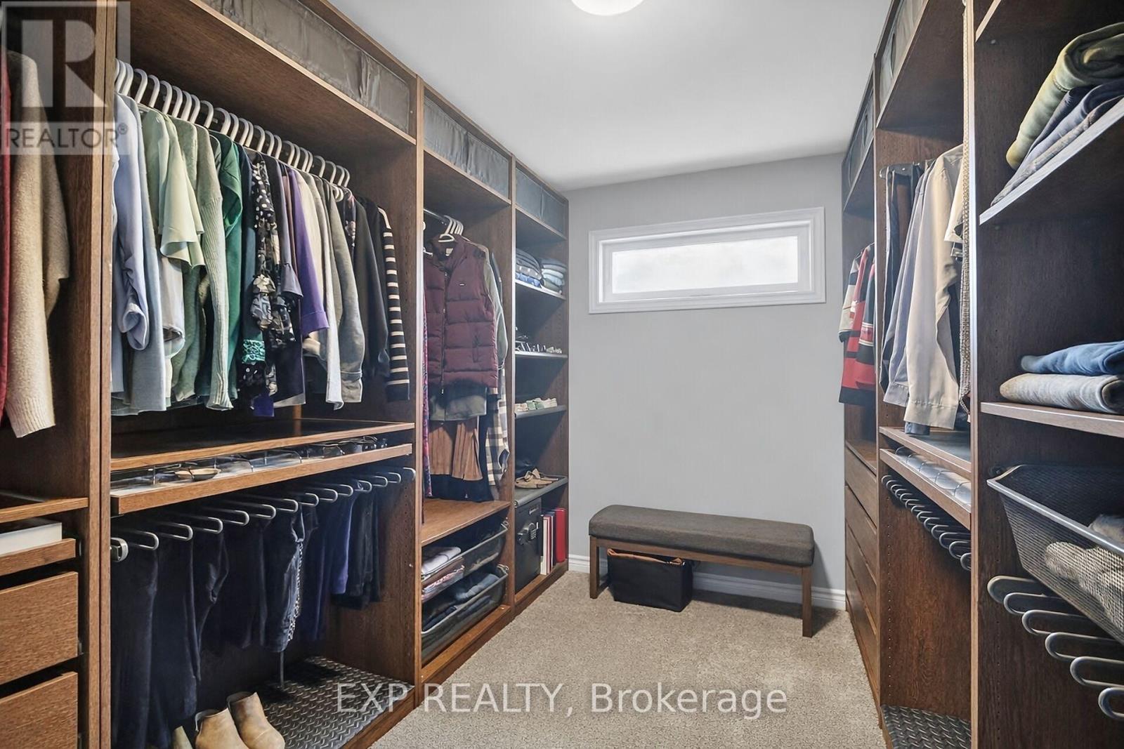 305 Moore Crescent Property Photo 19