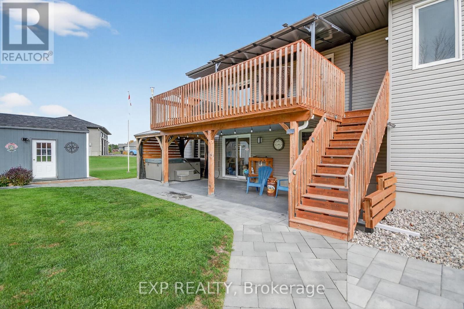 305 Moore Crescent Property Photo 41