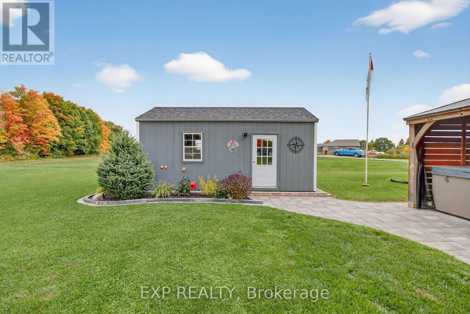 305 Moore Crescent Property Photo 45