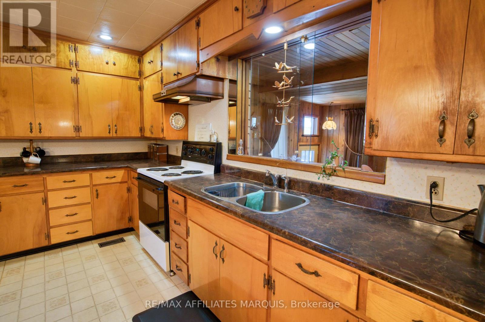 9851 Highway 42 Highway Property Photo 7
