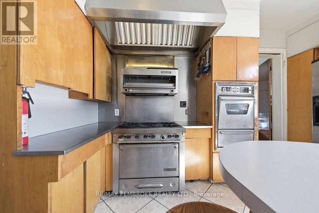 6 True Love Street Property Photo 10