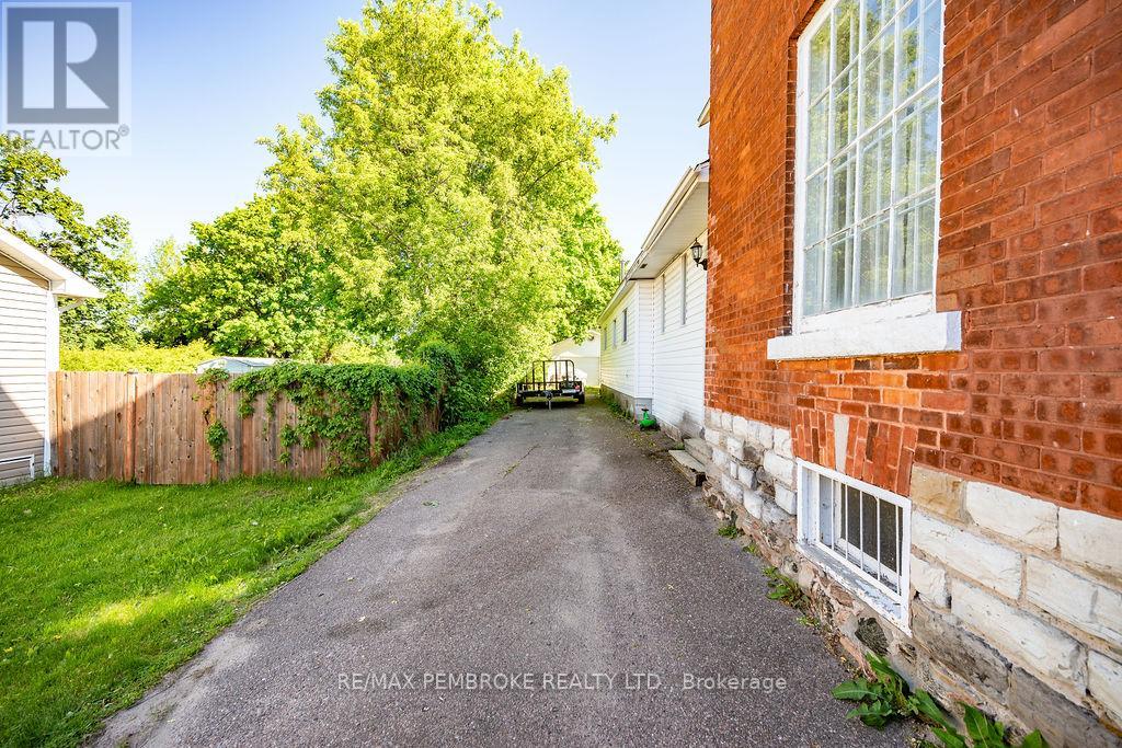 6 True Love Street Property Photo 39