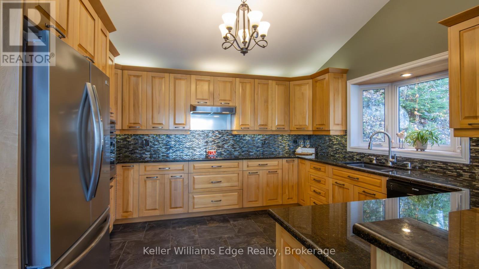 43 Lakeshore Drive Property Photo 8