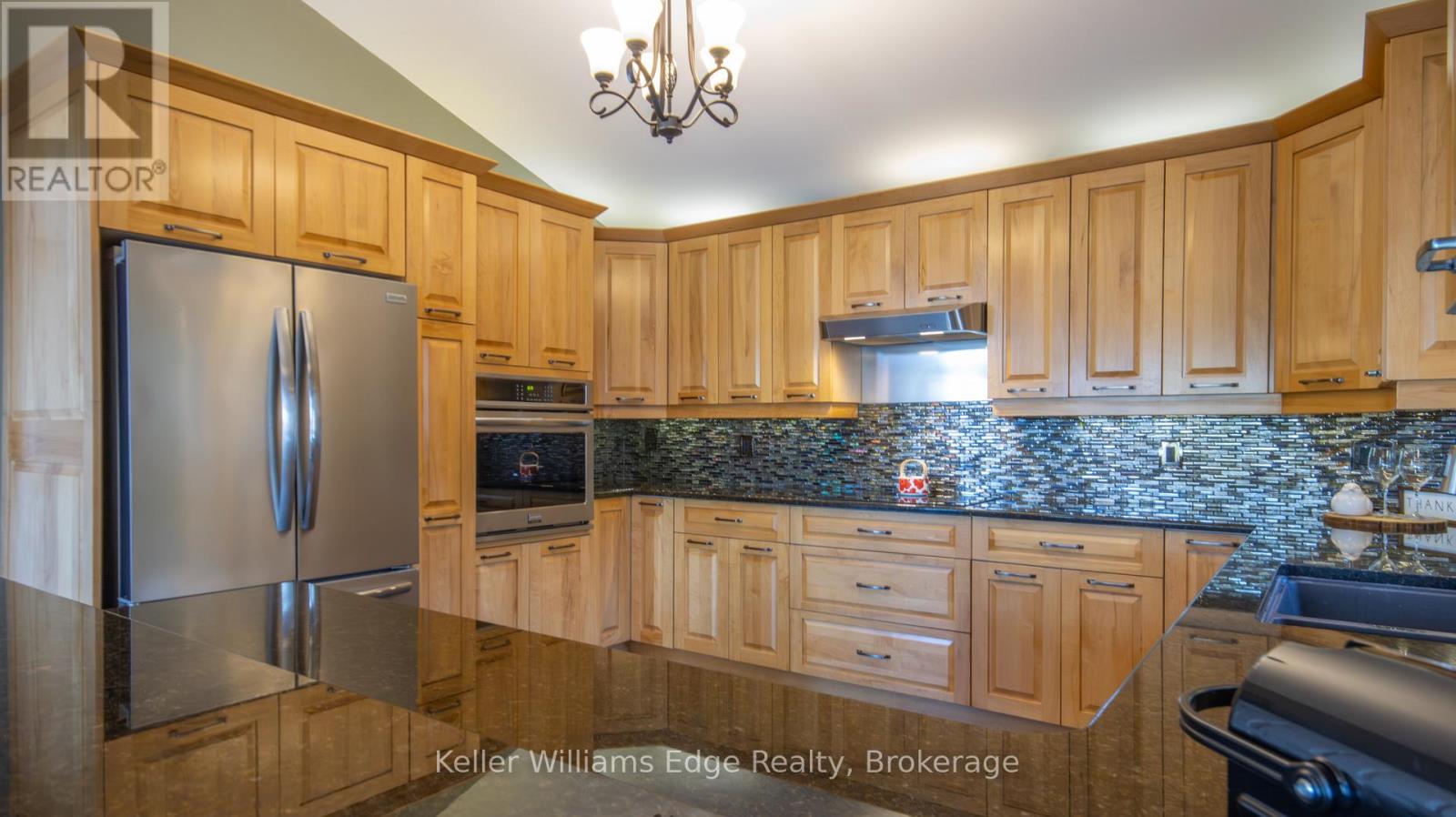 43 Lakeshore Drive Property Photo 9