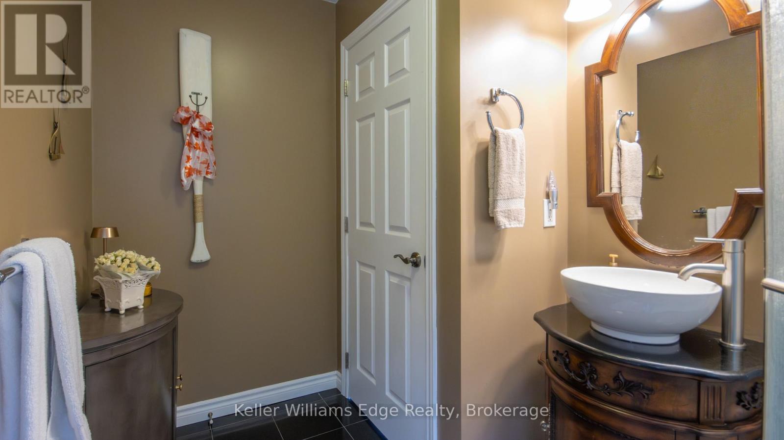 43 Lakeshore Drive Property Photo 26