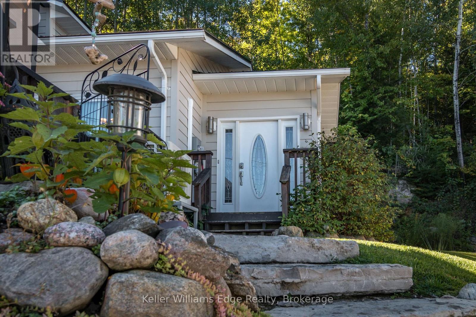 43 Lakeshore Drive Property Photo 41