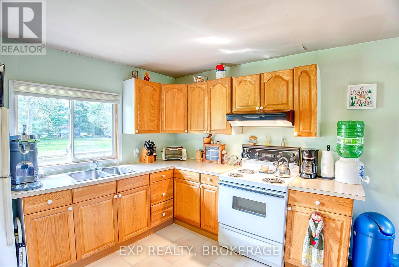 1013 Turner Way Property Photo 6
