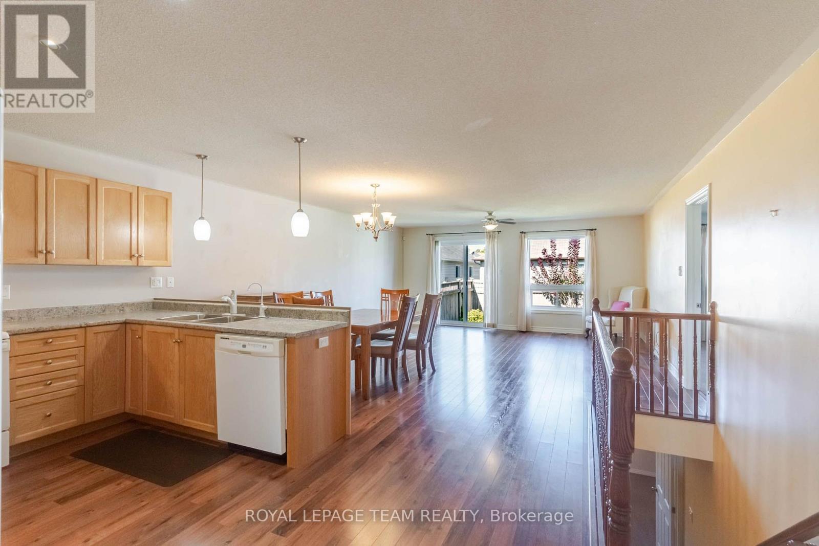 511 Kilburn Street Property Photo 13