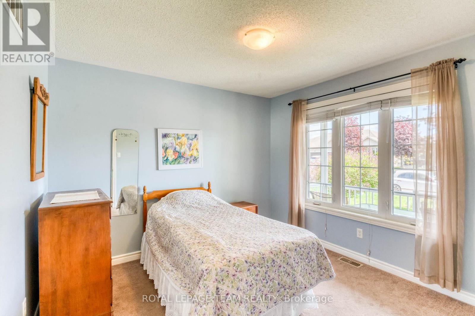 511 Kilburn Street Property Photo 18