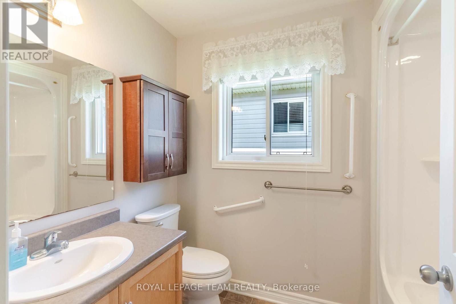 511 Kilburn Street Property Photo 19