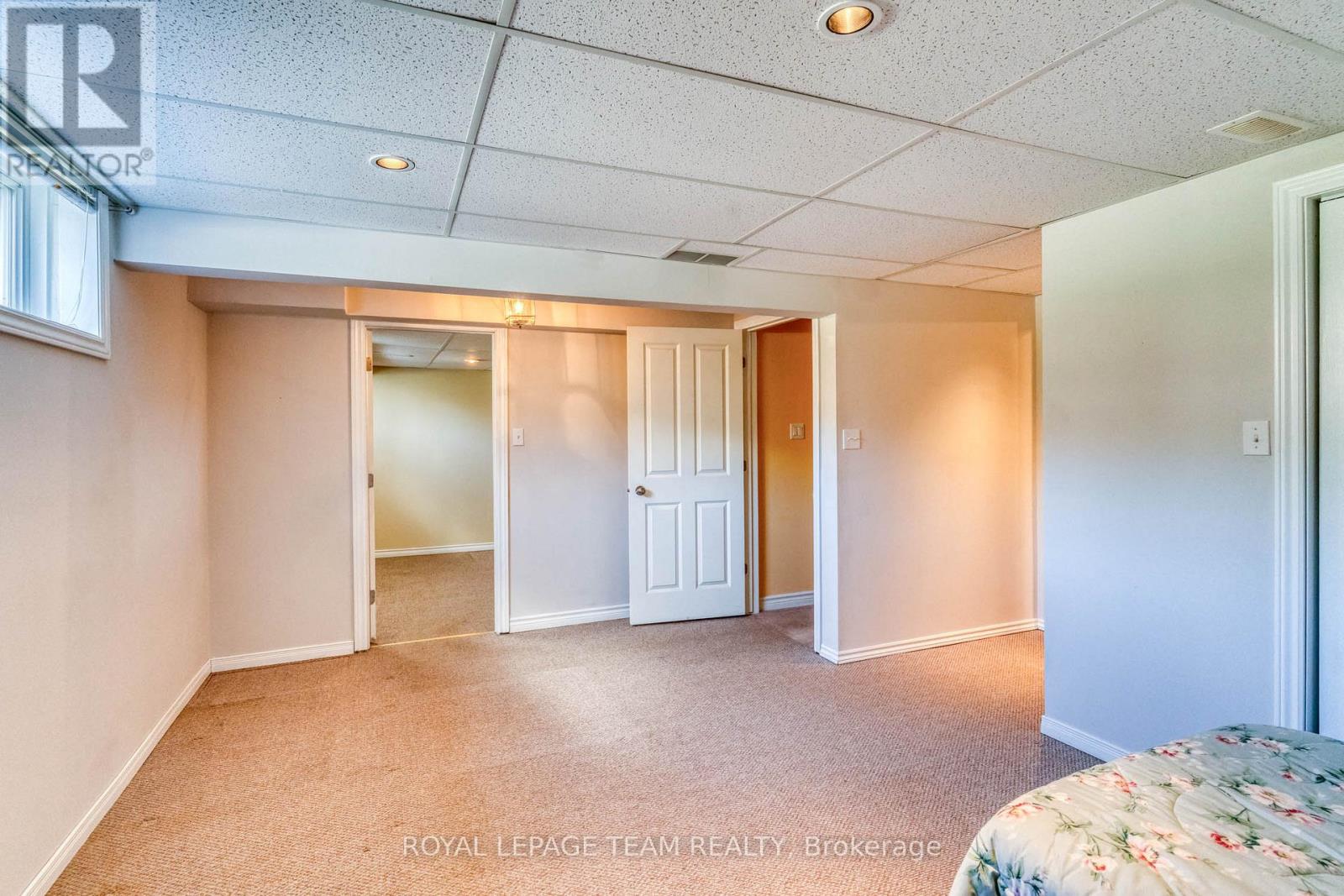 511 Kilburn Street Property Photo 24