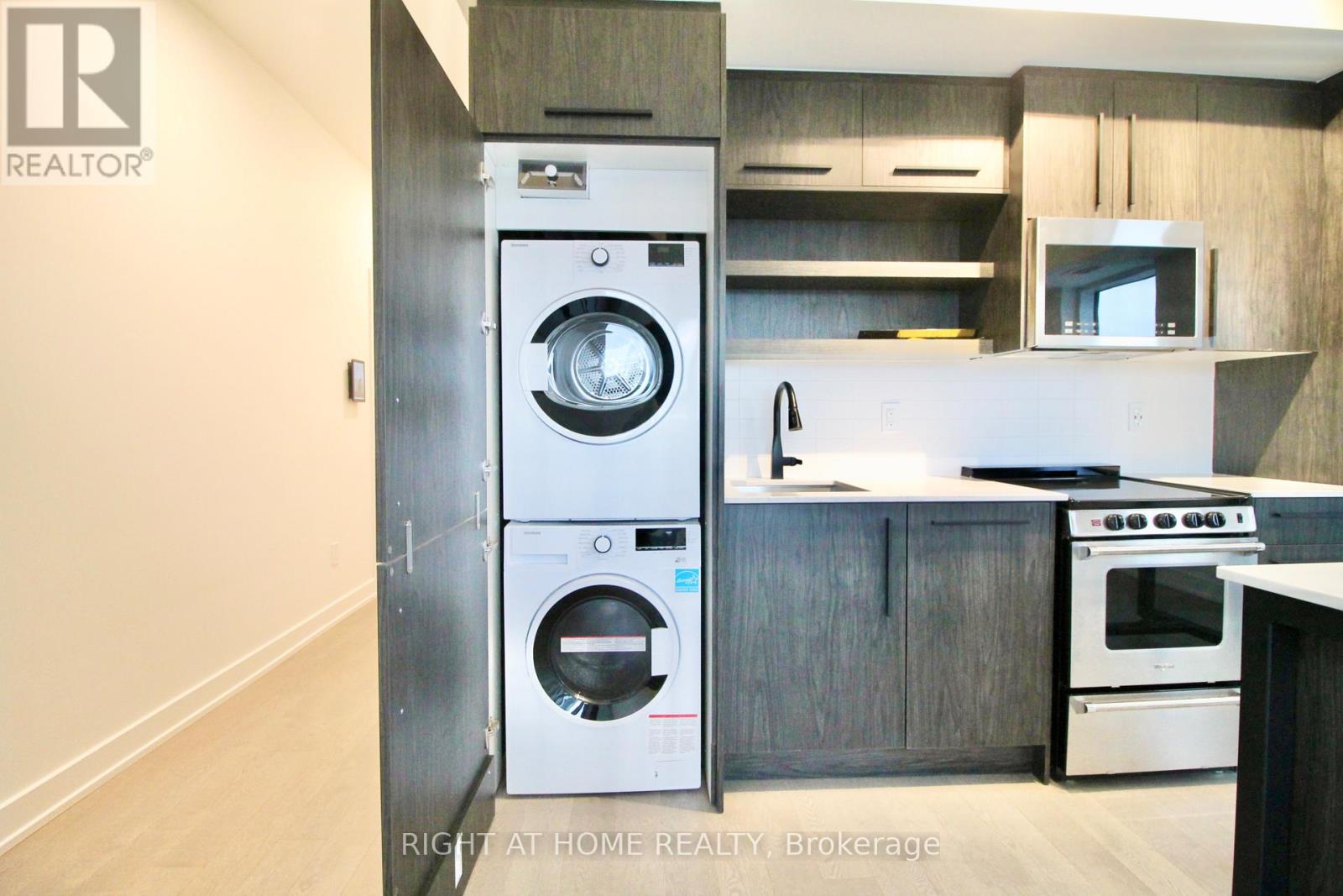 1004 - 560 Rideau Street Property Photo 8