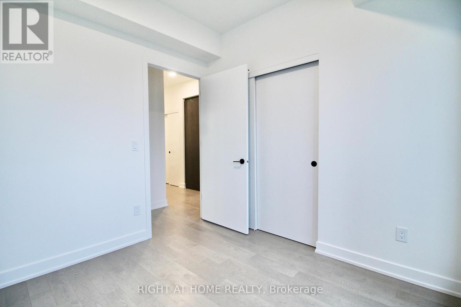1004 - 560 Rideau Street Property Photo 12