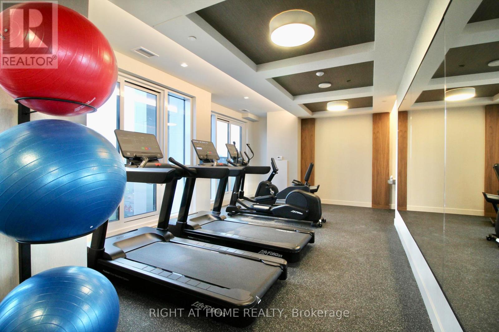 1004 - 560 Rideau Street Property Photo 15