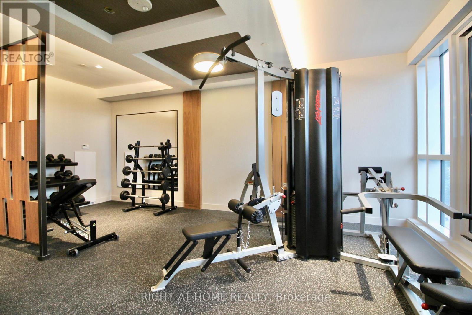 1004 - 560 Rideau Street Property Photo 16