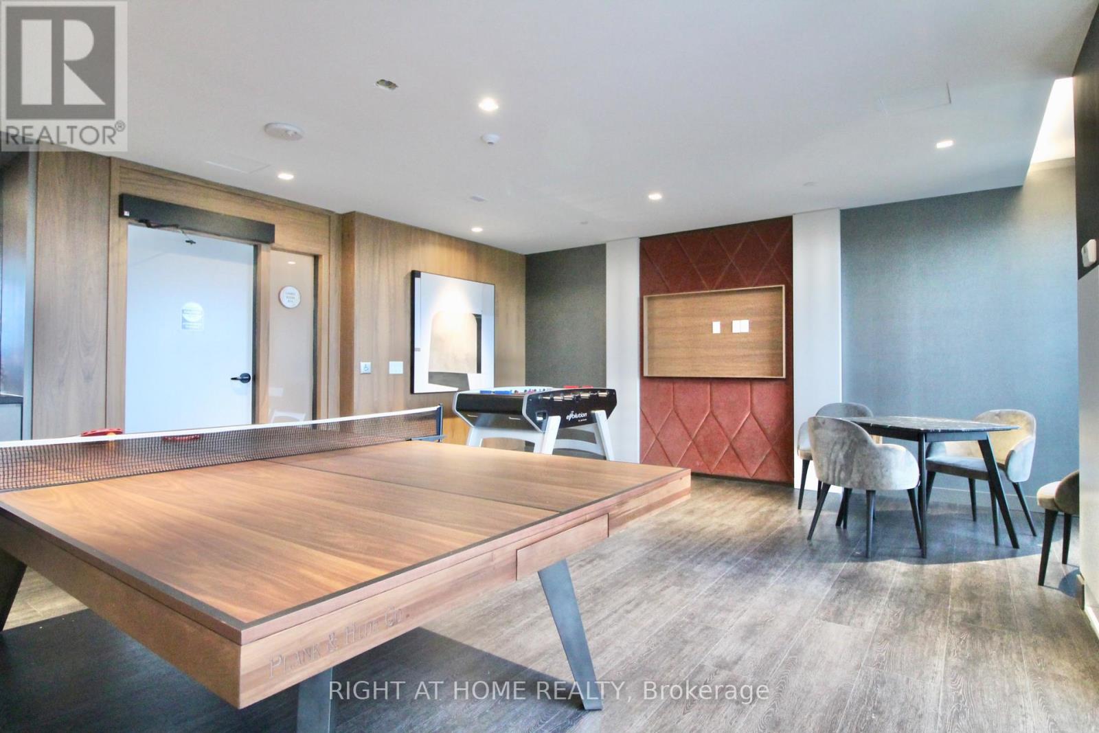 1004 - 560 Rideau Street Property Photo 18
