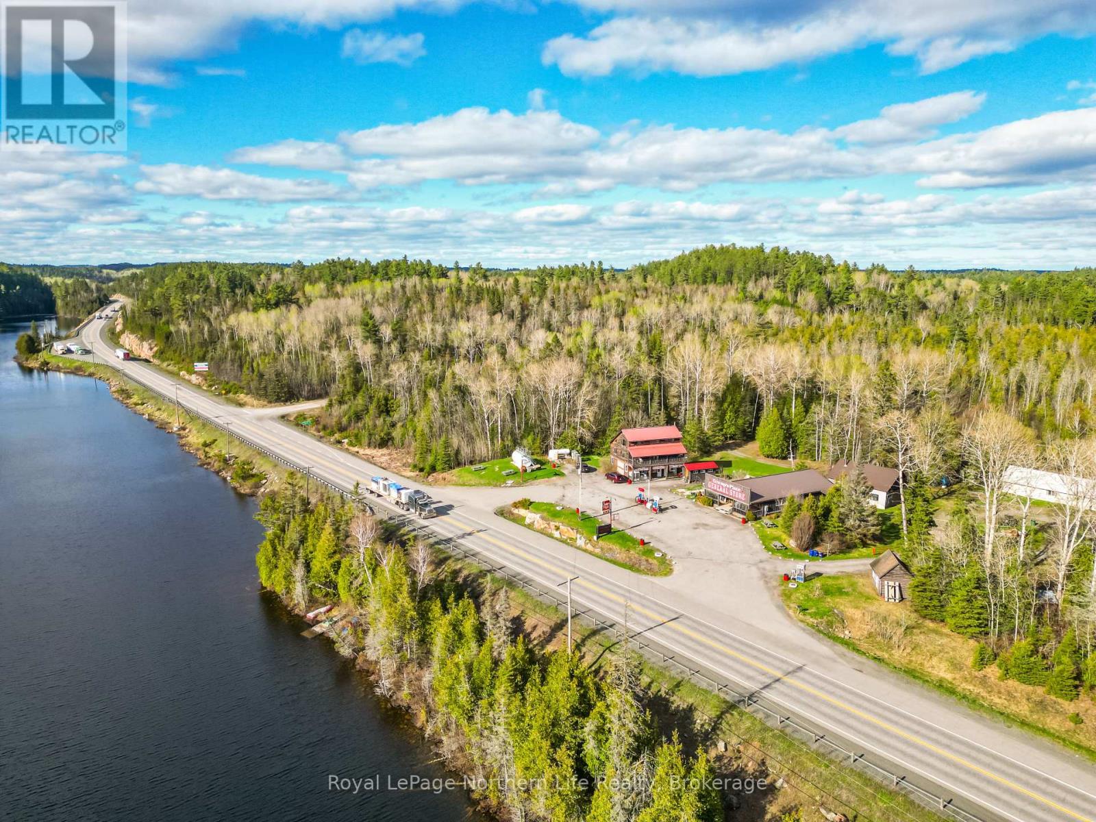 4825 Highway 11 Property Photo 1