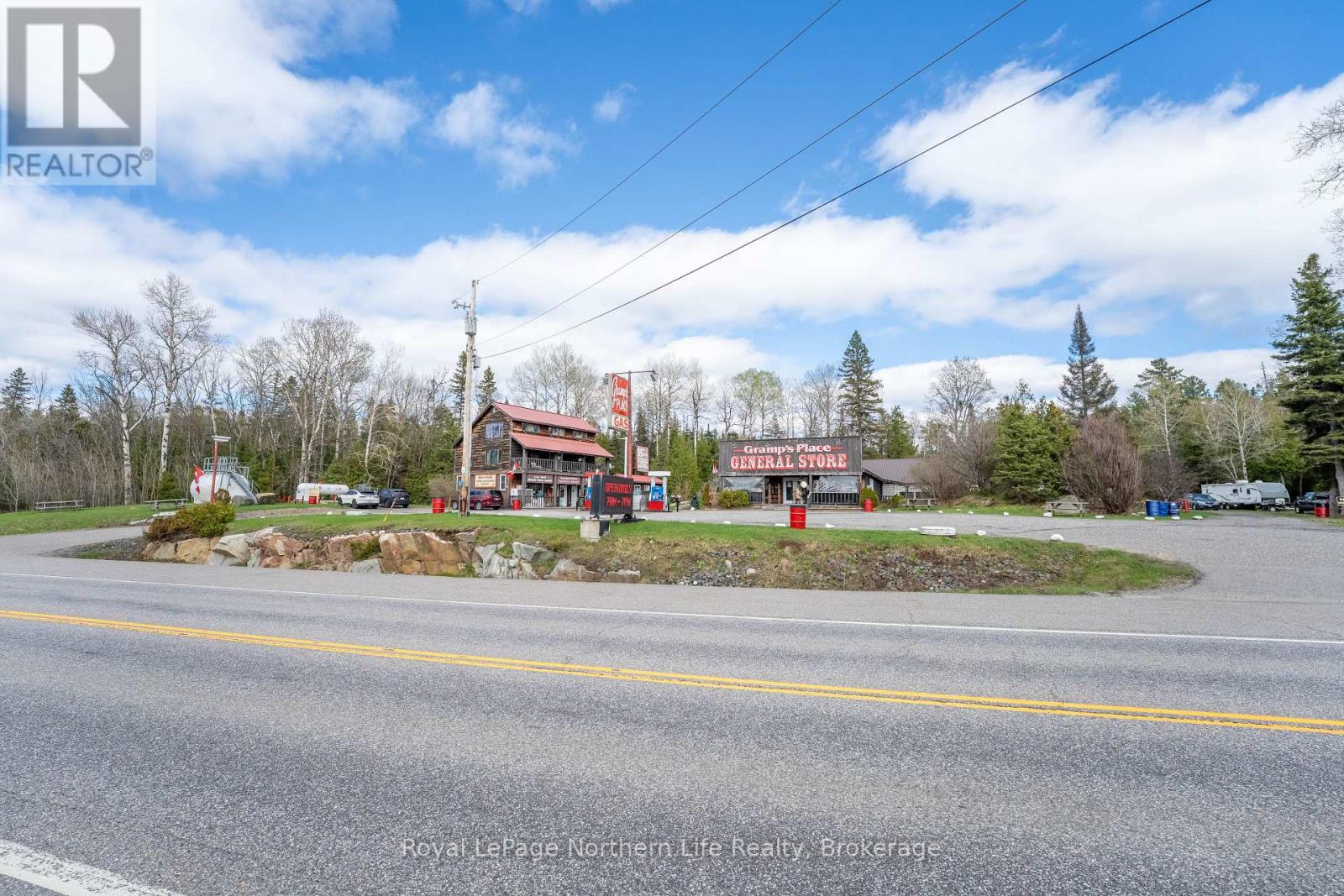 4825 Highway 11 Property Photo 45
