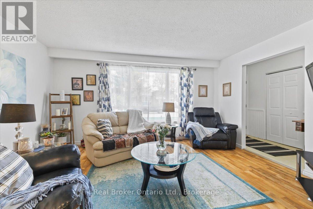 109 Miller Crescent Property Photo 7