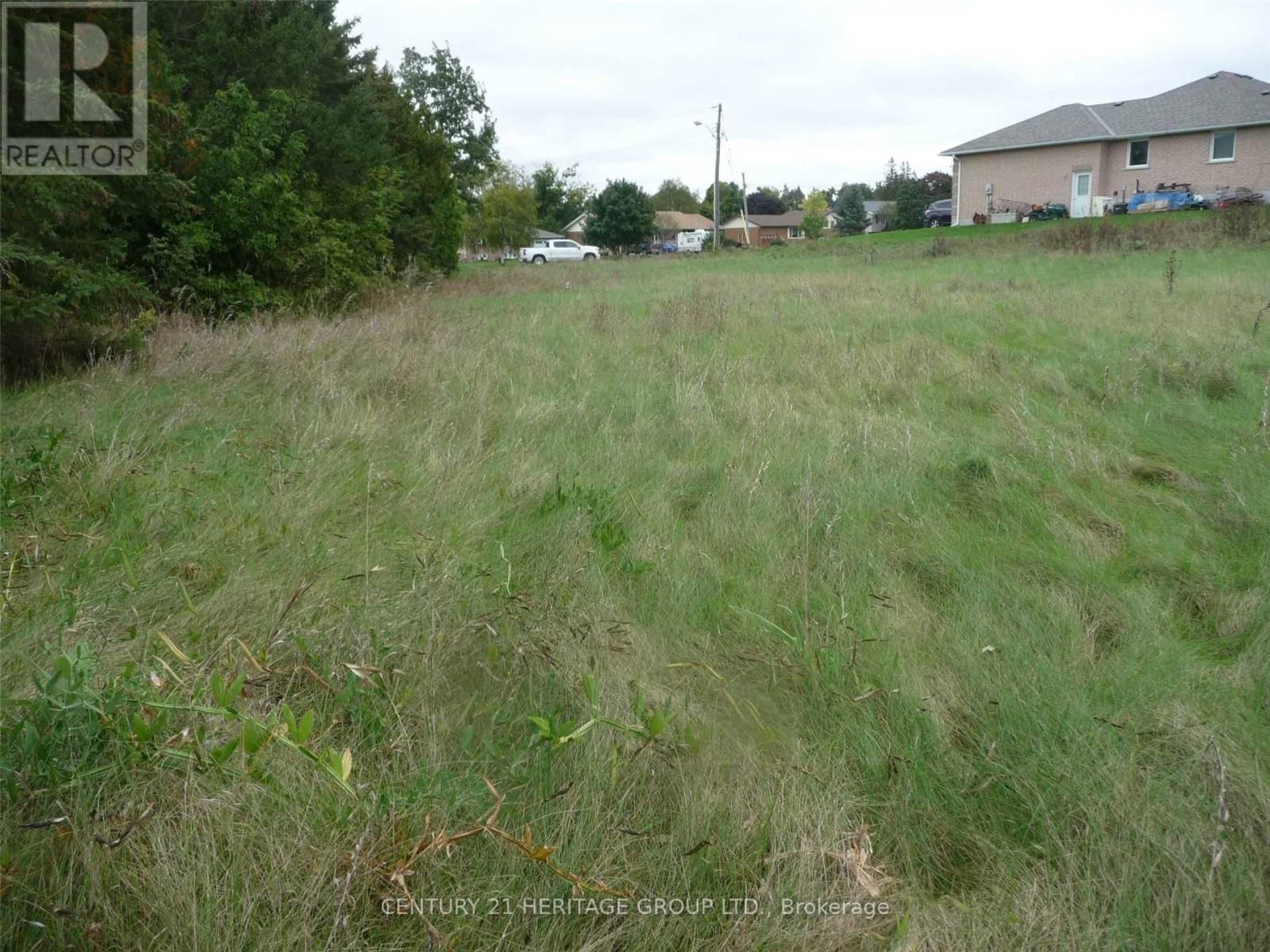 33 Grant Drive Property Photo 4