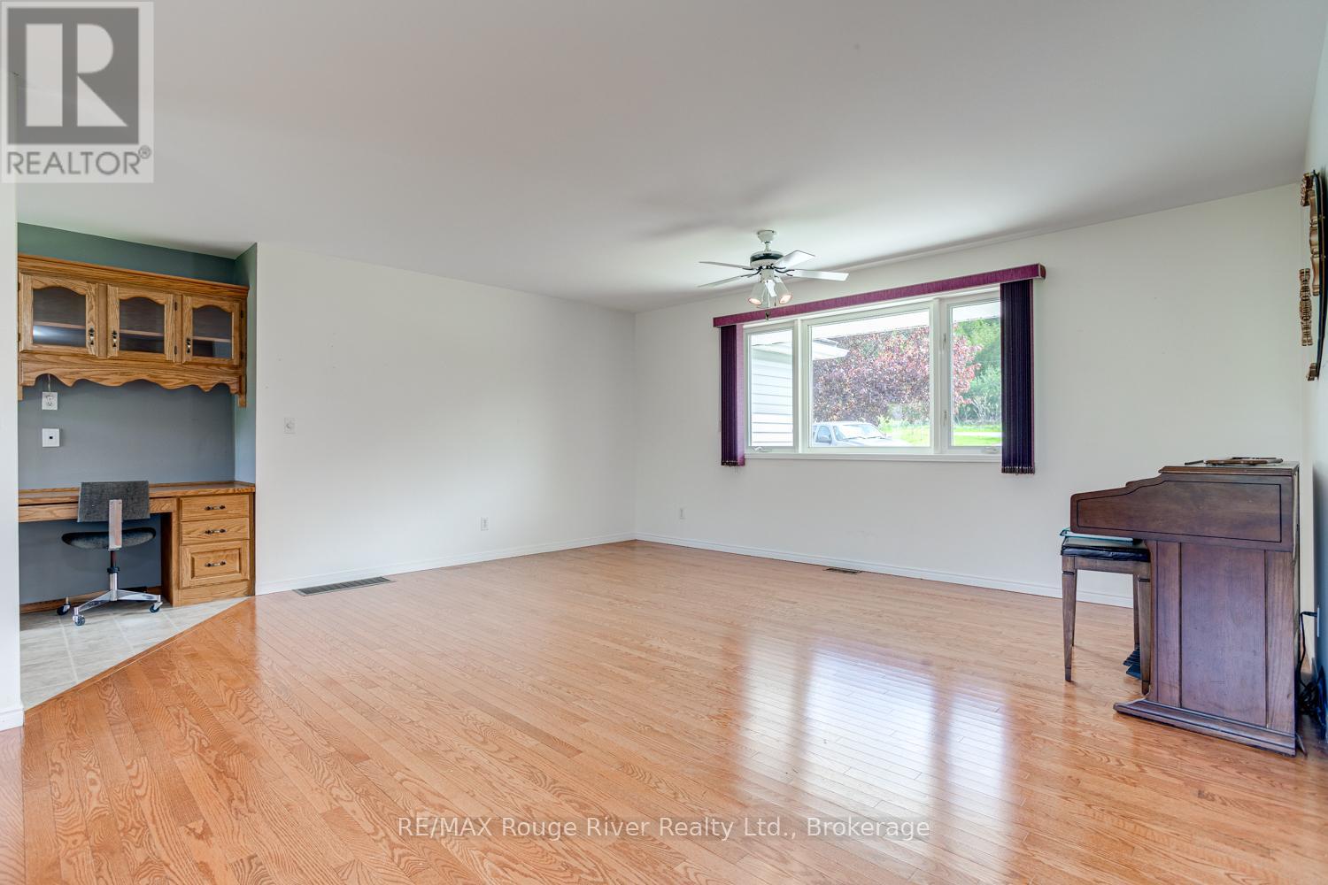 3360 Burnham Street N Property Photo 22